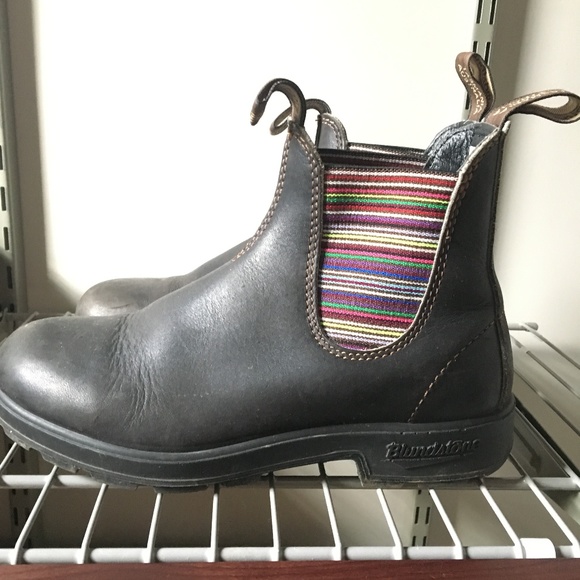 blundstone boots size 5